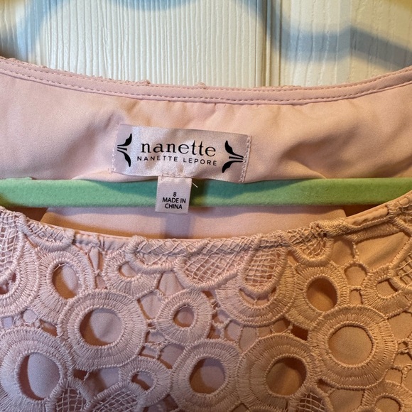 NWOT Nanette Bell-Sleeve Lace Dress - Picture 4 of 5